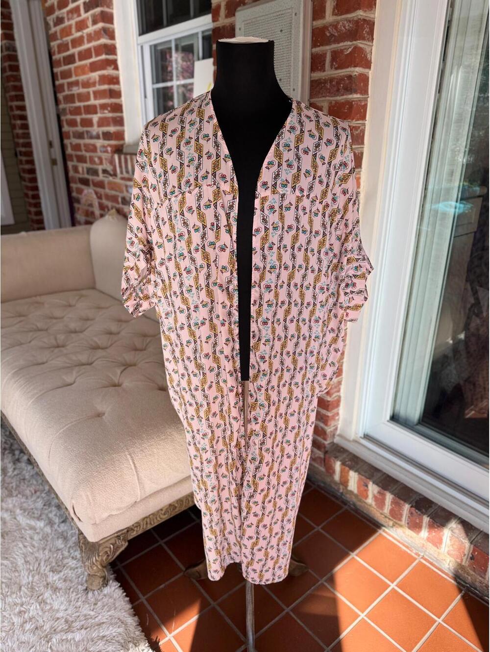 Melissa McCarthy Playful Pink Patterned Kimono - Size 2X